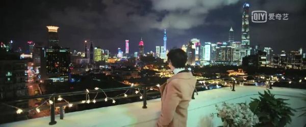 《半是蜜糖半是伤》里袁帅得公主抱真的是深得我心啊～