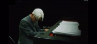日本音乐家坂本龙一发文称自己在2014年罹患咽喉癌后……