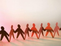 孩子在外地上学，疫情期间不能回家怎么办？