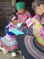 衣布底村的苗族刺绣