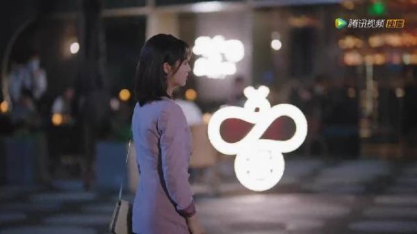 “我有必要给你科普下急救知识” 首先是人工呼吸……
