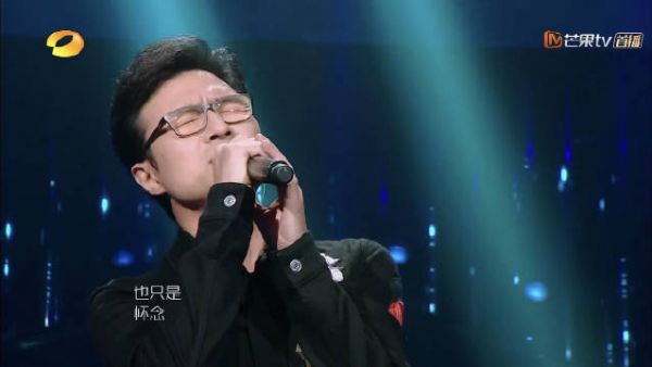 你们只想着跟汪峰老师吃瓜,只有我还记得帮汪峰老师打歌啊!!