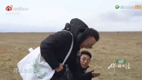 把央视主持人严谨打在公屏上！