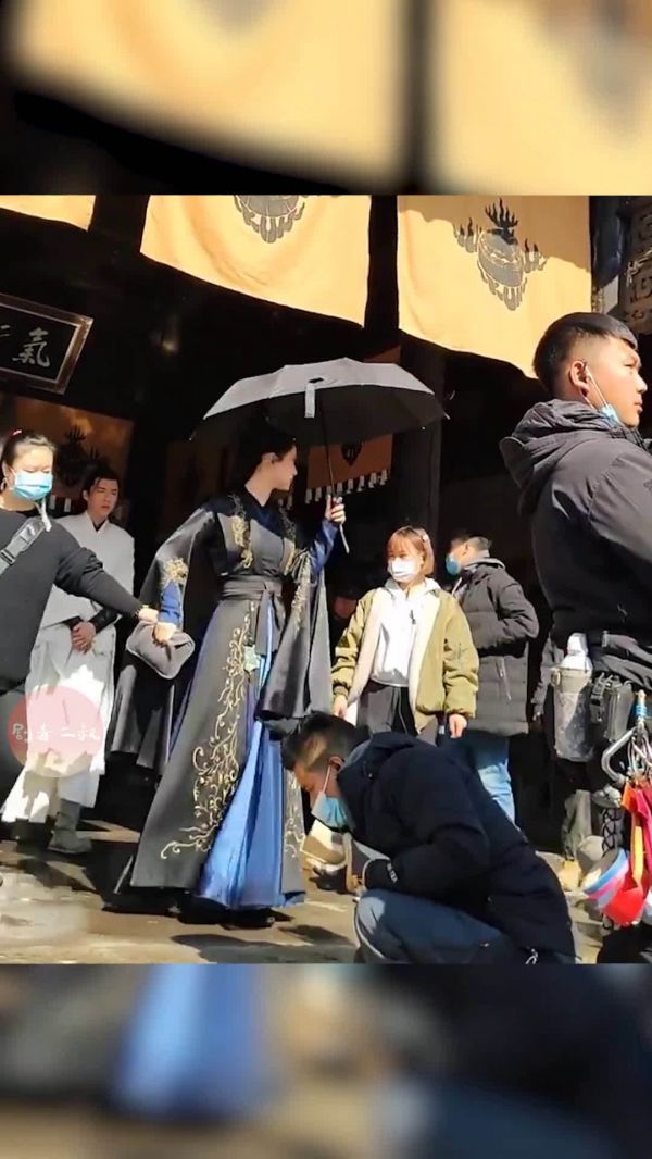 孟子义好漂亮,刘宇宁好高!
