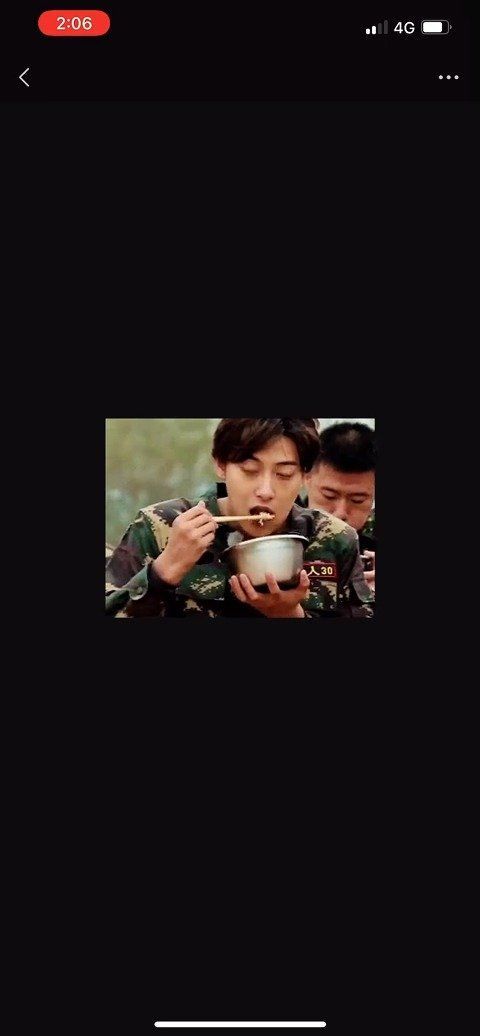 黄子韬：你再炸我一次看看，我拉黑你 朋友发完……