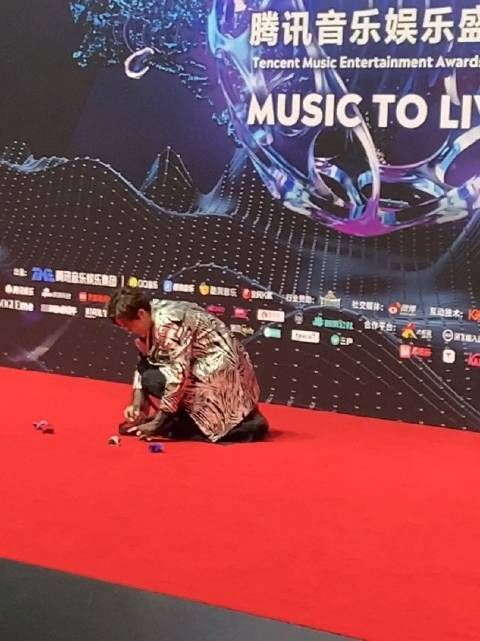 e姐独家 红毯环节……