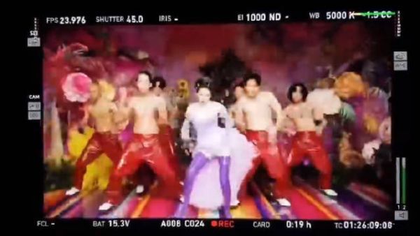 泫雅新歌预告《I’m Not Cool》，还有李秀根、金希澈等的应援……