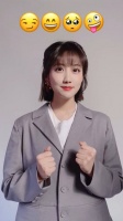 所以这几个表情的原型，不会就是@李艺彤 小姐姐吧 也太可爱啦~~