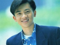 48岁苏有朋妻子曝光，原来是低调多年的她，网友：简直配一脸