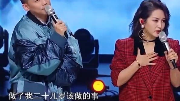 干得漂亮！ 早就看丁太升不爽了，在舞台上评价作品就行了……