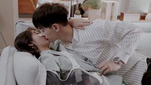 邢菲:和你拍了吻戏后……