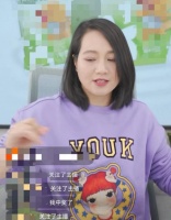 39岁朱丹产后复出太拼命！6天直播带货3次，面部浮肿如气球