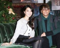 莫少聪与女儿合影照曝光，离婚后父女俩相依为命