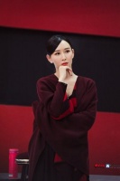 胡静《姐姐2》初舞台展超强实力 《大鱼》舞艺惊艳气质高雅