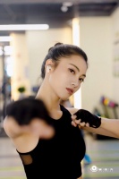 人生需要一点冷静来面对生活的坎坷