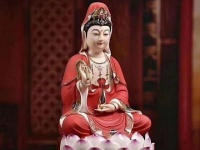 因果：这两种水果不要供佛，对“佛”不敬，要切记