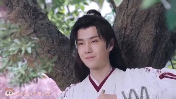 看王一博赵丽颖的《有翡》总能让我回忆起儿时看到武侠剧……
