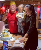 57岁歌手谢东庆生现场照曝光，与妻儿同框画面温馨幸福