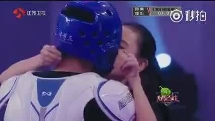 孙骁骁时隔两年露面，回想当初和孙骁骁的八年恋情无疾而终……