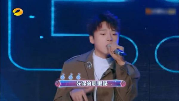 希望以后明星恋爱如果被狗仔拍到了就承认好嘛