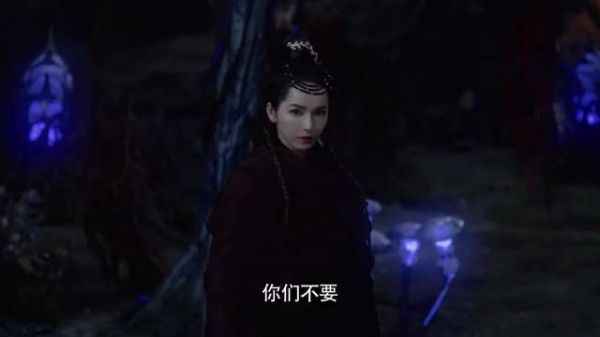 他的前世或许因为误会恨她……