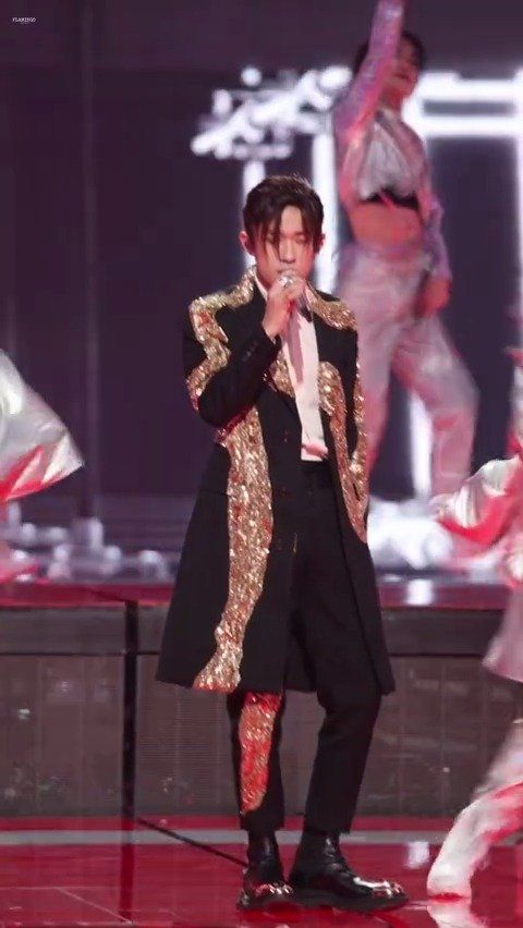 易烊千玺工作室声明，没有合作，将走法律程序维权！！