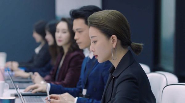 一人血书球球方静老师出一本《职场说话之道》！
