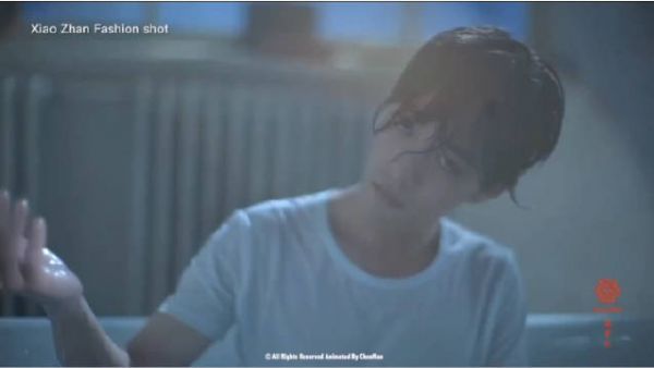 都赶紧来品品肖战哥哥的美貌,而且是19年的肖战……