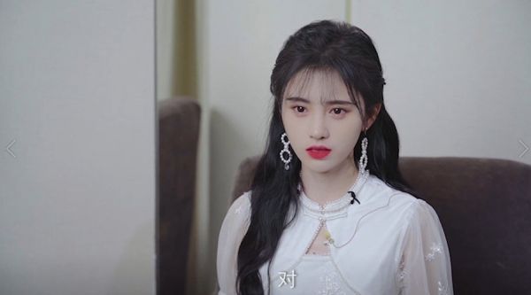 Q：目前你这个阶段，你最想粉丝看到自己的哪一面？
