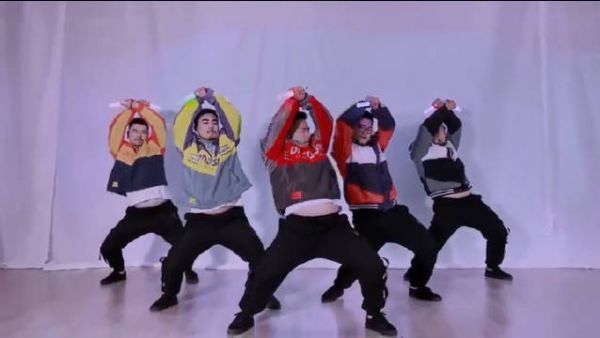 青你3熊猫堂成员cover EXO的《前夜》,光顾着看肚子了