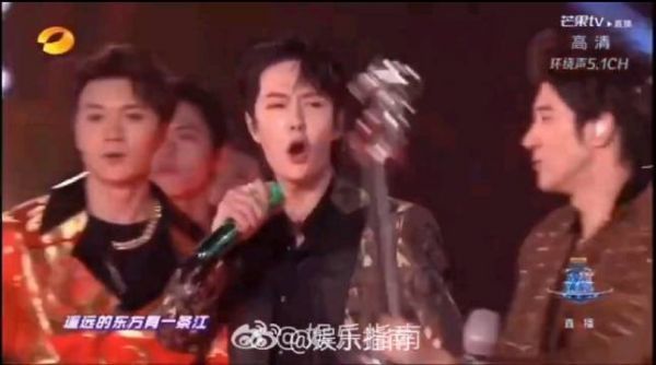 看完王炸组合的世界守则,来看看跨年合作的龙的传人!!