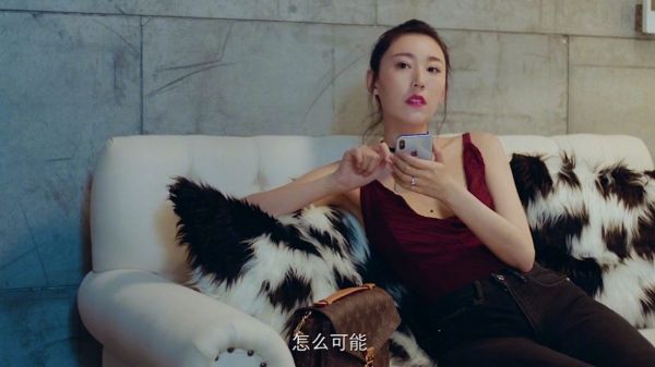 贪心女为继承遗产被姨妈反套路夺走身体胆小勿看夺皮2020年春节档……