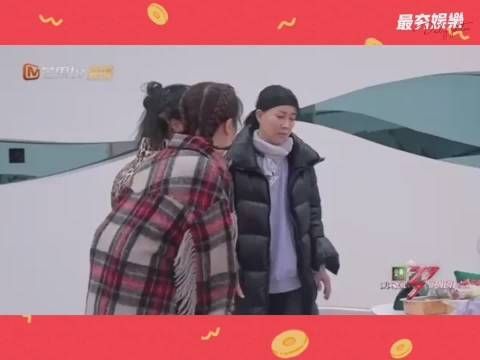 苏苏的《在这里请你随意》把那姐难到想回家……