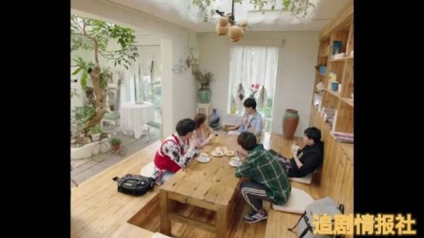 因为家里有个路痴 于是盛淮南设计了一款防走失APP 以后你在哪儿……