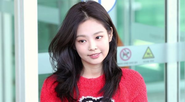 BLACKPINK Jennie近距离直拍，超可爱的妮妮！