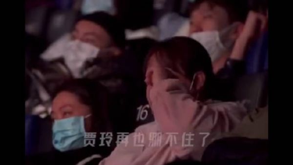随处可见的“福”字和红灯笼……