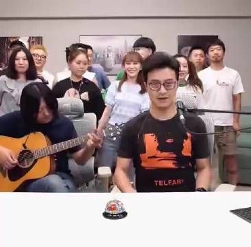 汪峰老师这是在暗示大家明天会有大瓜吗