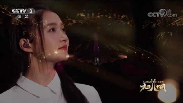 关晓彤水墨国风造型可谓是清水出芙蓉啊