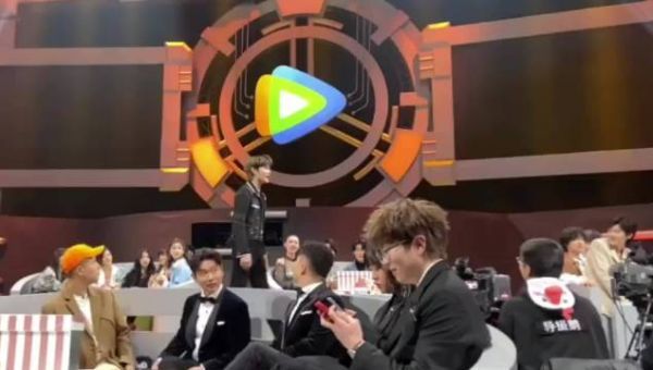 玩还是壶会玩,这个团真的太有意思了……