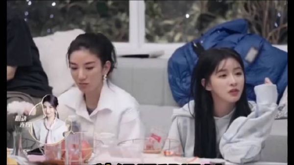 前方大型强行磕cp现场!