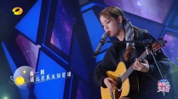 还大言不惭问道：能亲你吗？