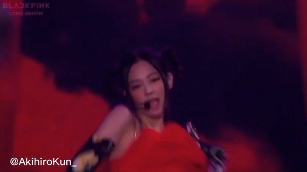 Jennie - SOLO 新加的一部分的rap,哦吼蛮带感!!!