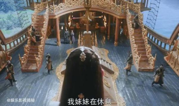 前有我和你妈同时掉进水里,你先救谁?
