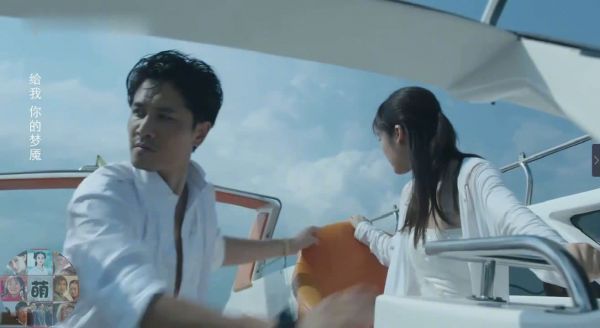 柯滢穿婚纱跳海的另一个视角花絮……
