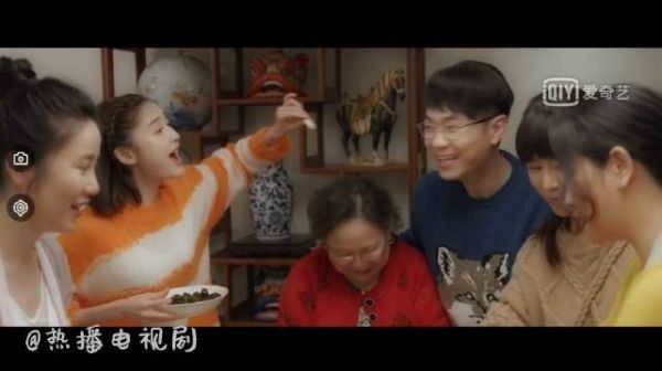 董成鹏 张静初
