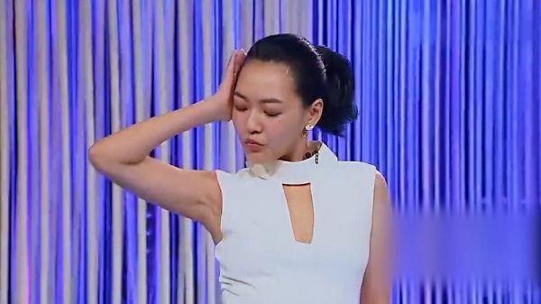 近日,有网友在社交软件中问小S要不要去《乘风破浪的姐姐2》