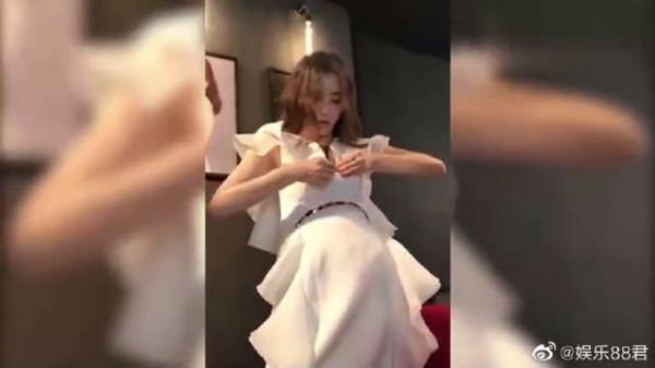 保守到可爱的女人，秦岚真的是个被演戏耽误的裁缝