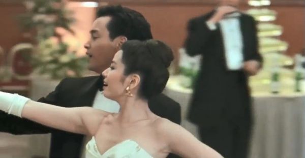 今天是电影《纵横四海》上映三十年的日子