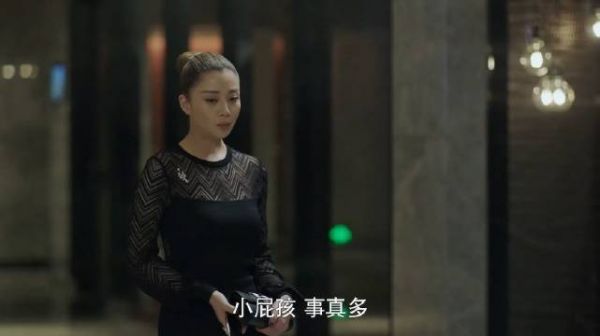 我没看错吧? 这对邻居可真的是欢喜冤家呀……