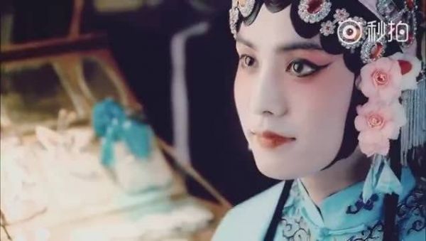 最喜欢马天宇的角色还是他在《怪侠一枝梅》里的贺小梅……